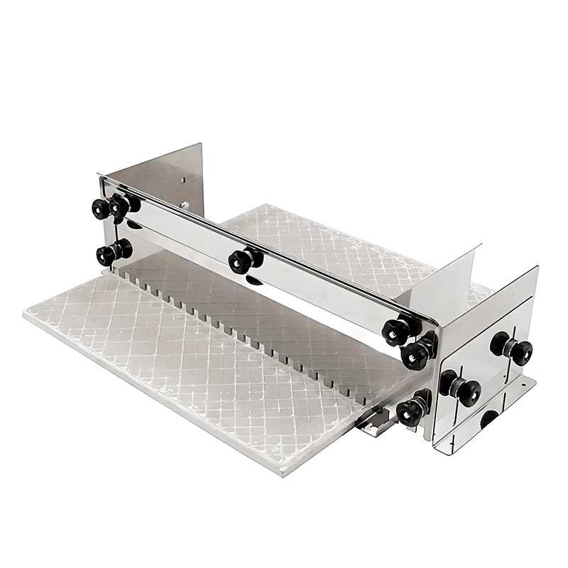 Adjustable notched tile trowel (from 35cm to 60 cm).